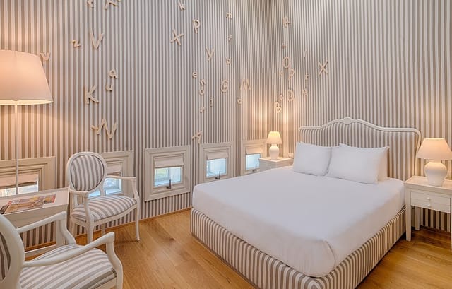 Boutique hotel suite for VIP speakers and board retreats, NH Milano Palazzo Moscova.