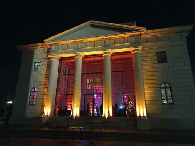 Cocktail bar