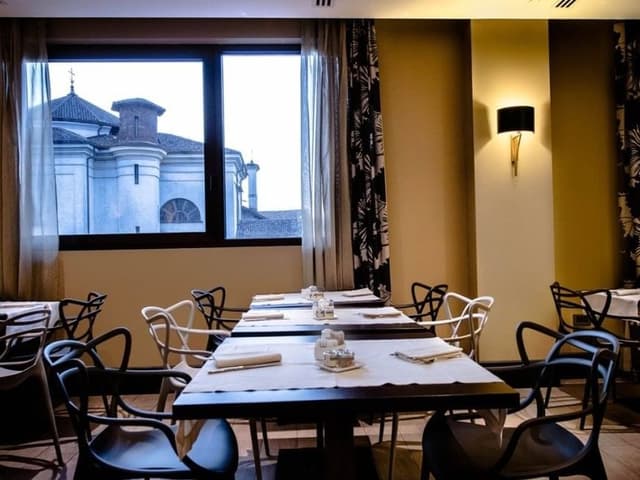 Up Restaurant