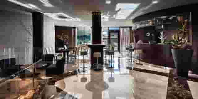 Metropolitan Lounge Bar