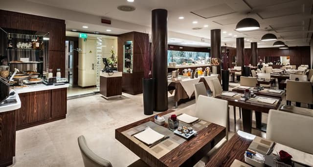 Metropolitan Lounge Bar
