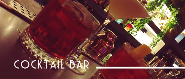 VIP lounge at Club Milano: High-end cocktail station for corporate networking events.