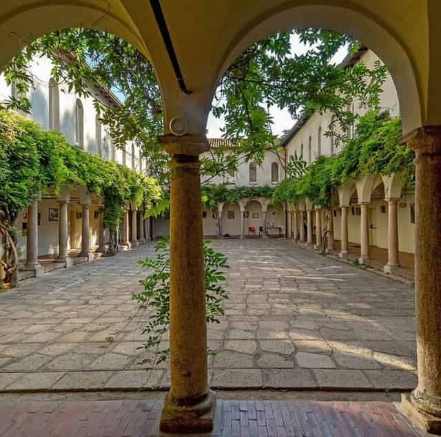 Chiostro delle Memorie