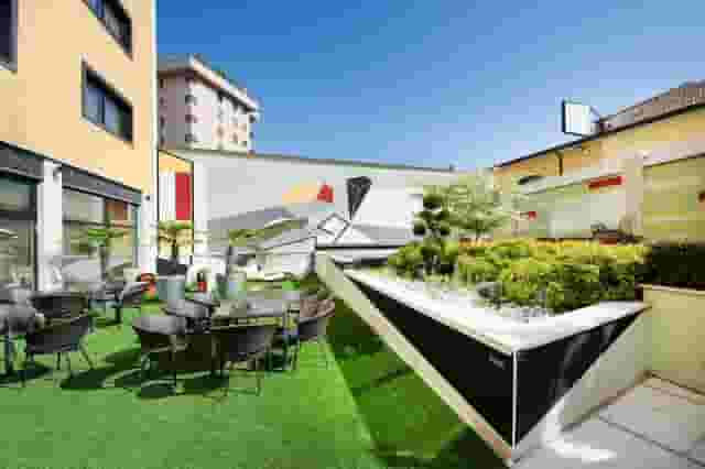 Rooftop Spa