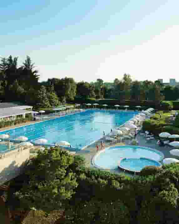 25m indoor pool