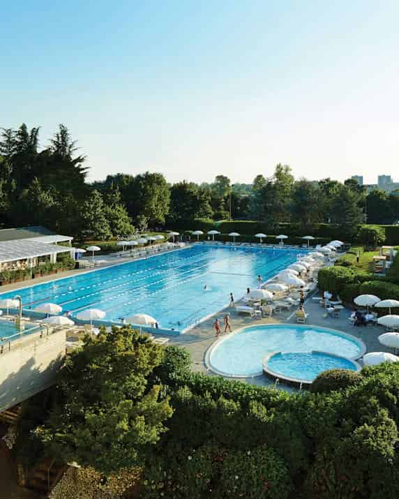 25m indoor pool