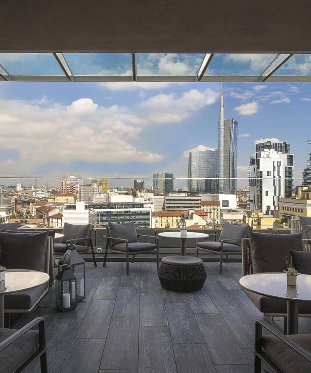Radio Rooftop Bar