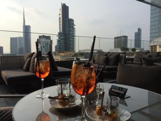 Radio Rooftop Bar, luxury city venue for exclusive networking receptions and corporate events.