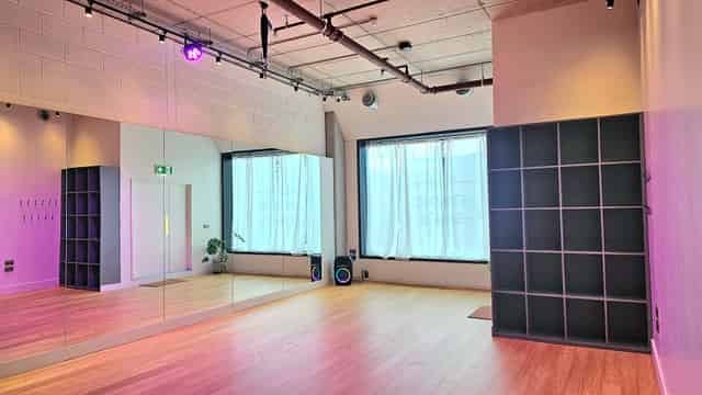 Studio 2