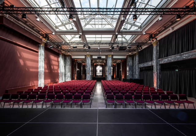 Sentralen Marmorsalen: Grand conference venue, theatrical lighting
