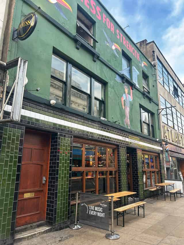 Iconic Bar