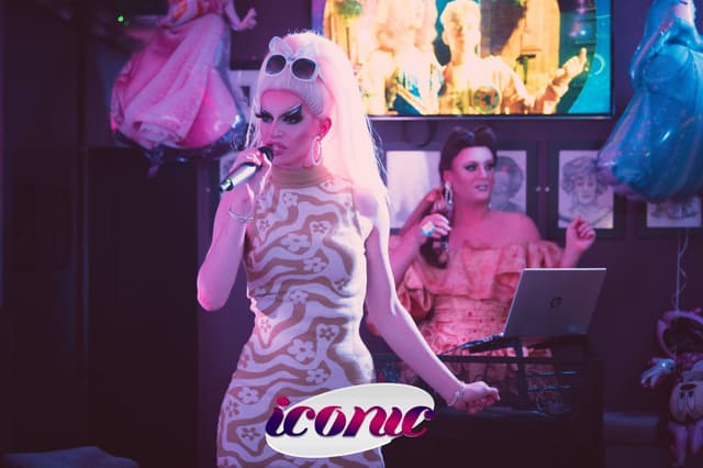 Iconic Bar