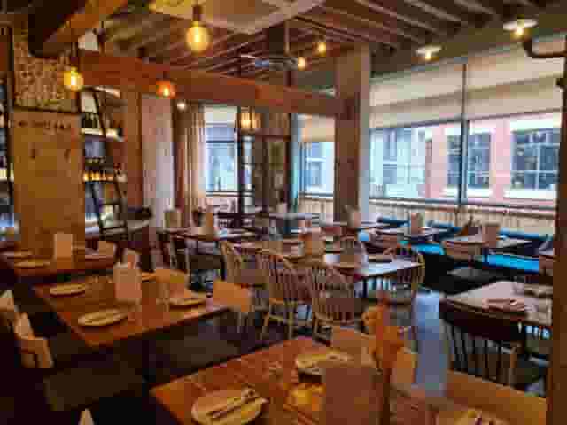 Canto Restaurant