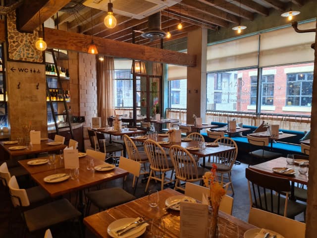 Canto Restaurant