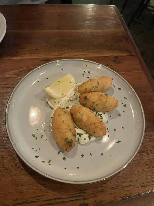 Canto Restaurant