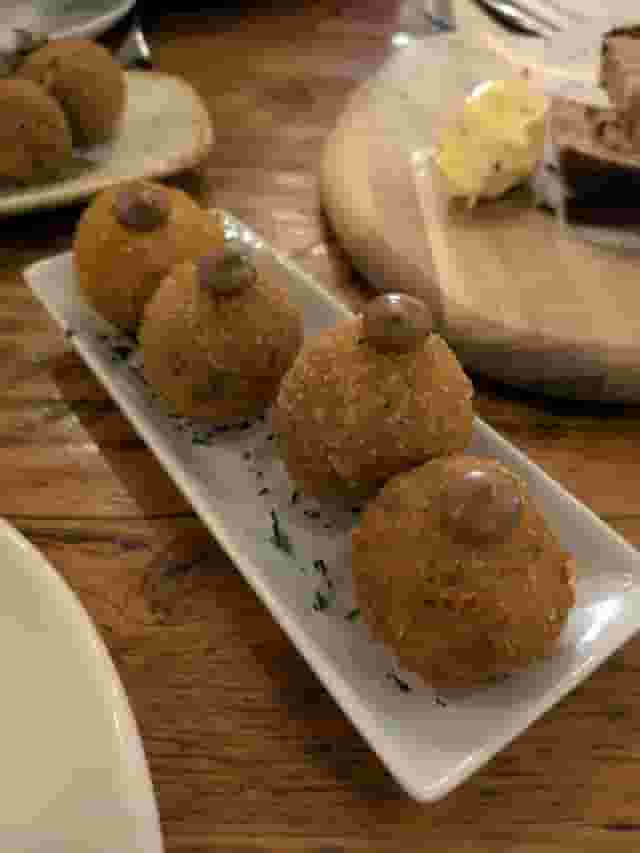 Canto Restaurant