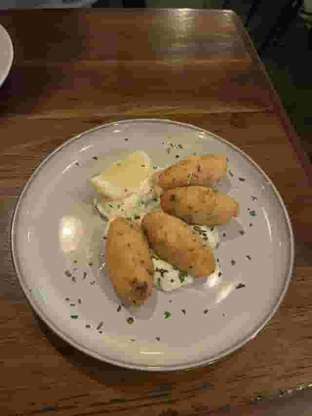 Canto Restaurant