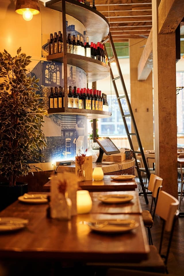 Canto Restaurant
