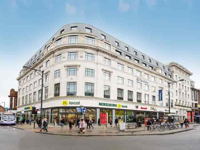 Travelodge Manchester Piccadilly meeting room, modern professional event space for business hire.