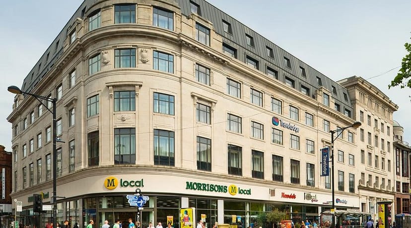 Travelodge Manchester Piccadilly meeting room for budget business conferences and corporate events.