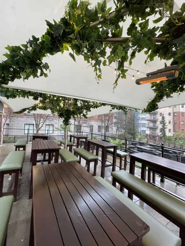 Rain Bar
