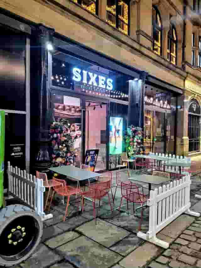 Sixes Cricket