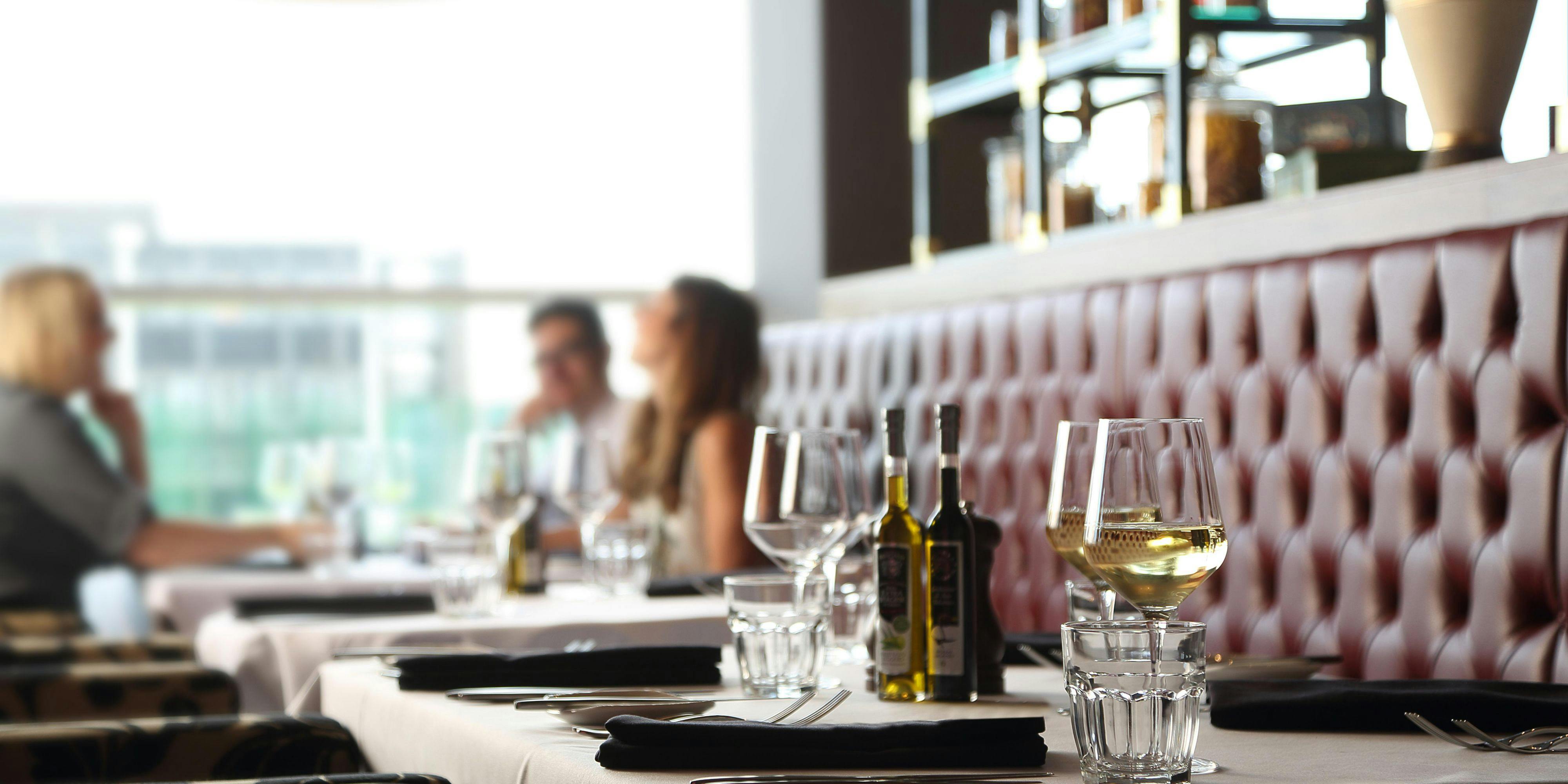 Restaurants Near Holiday Inn Manchester ...