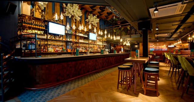Banyan Bar & Kitchen