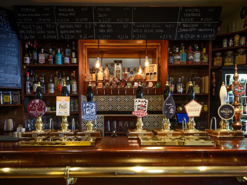 Classic pub bar at The Brewers Manchester for networking events and corporate happy hours.