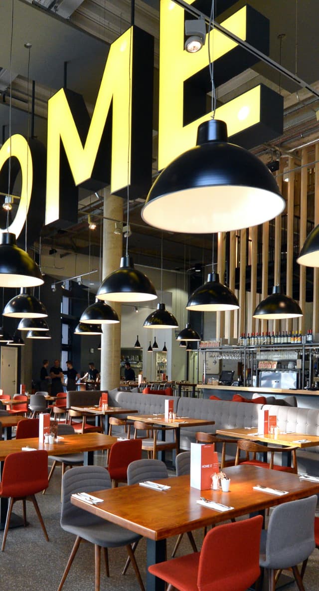 First Street Bar & Kitchen