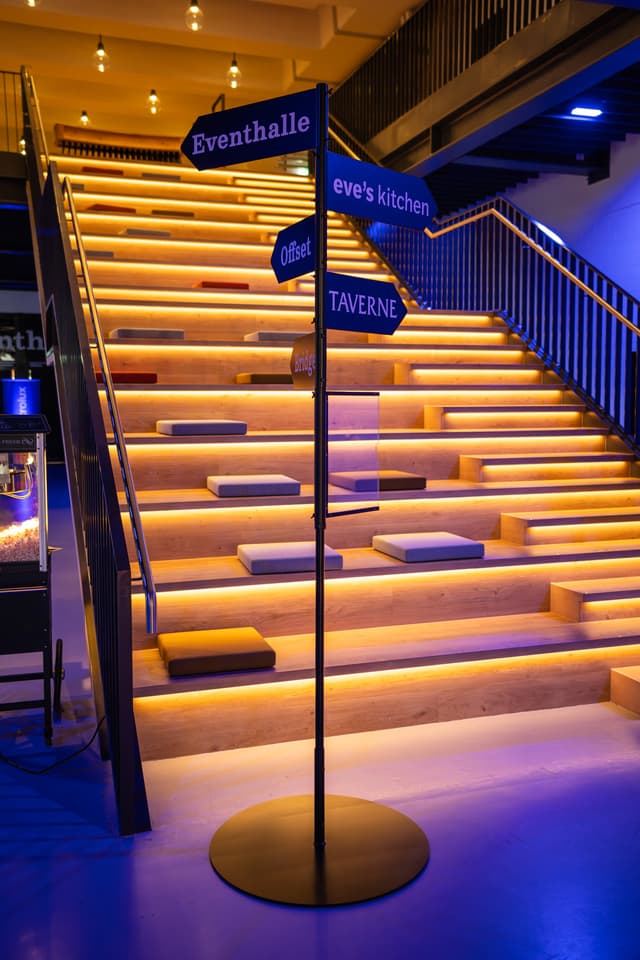 Foyer J
