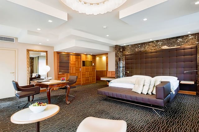 Executive suite workstation at Hotel St. Gotthard Zurich for business events and conferences.