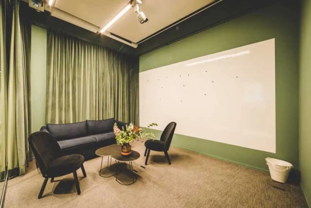 Discussion room Salotto