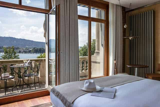Prestige Balcony Room