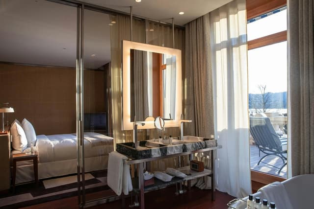 Prestige Balcony Room