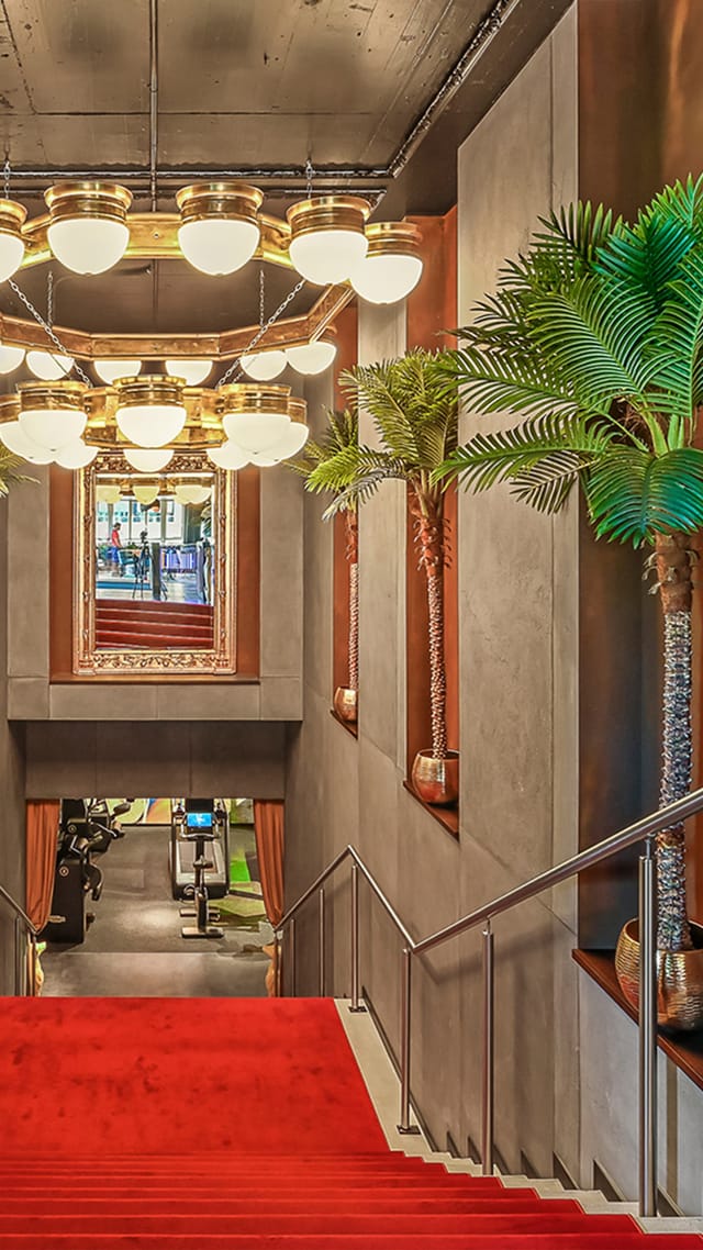 High-end GIM Studio Zurich lounge for boutique corporate event registration and guest receptions.