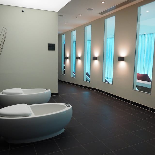 Observation Room at GIM Studio Zurich: luxury wellness space for corporate retreat breakouts.