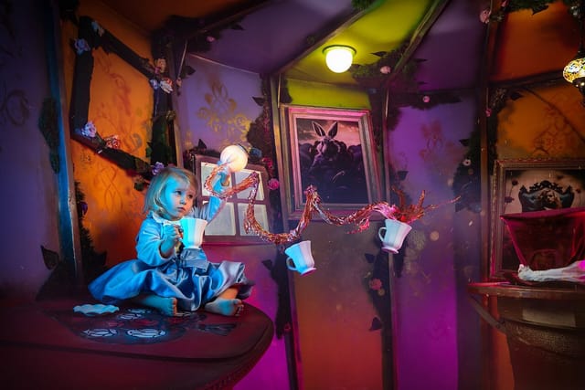 Observation Room at GIM Studio Zurich: immersive event space with creative lighting and decor.