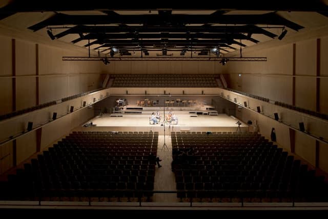 Stage