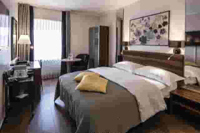 Colonial Room