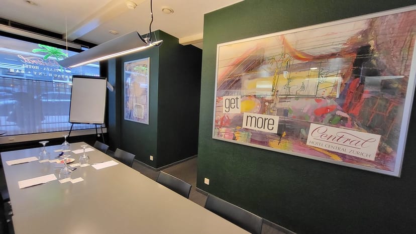 Boardroom at Central Plaza Hotel Zürich for intimate strategy meetings and professional events.