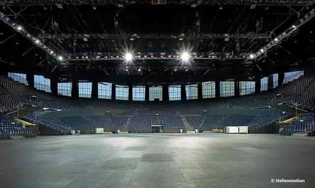 Hallenstadion Zürich main hall: versatile arena for trade exhibitions and corporate events.