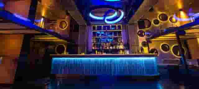 bar