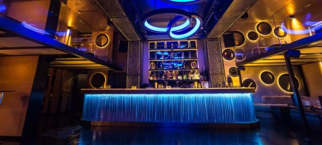 bar