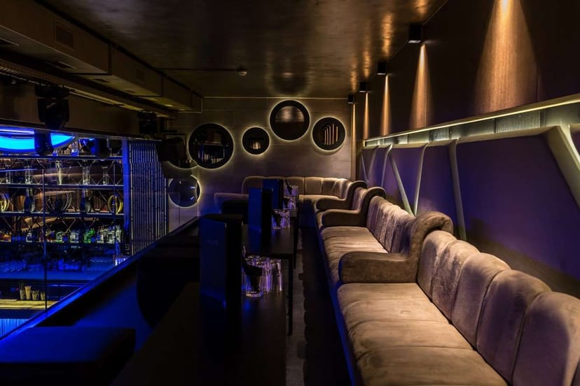VIP mezzanine lounge at Gallery Club for high-end corporate events and exclusive networking.