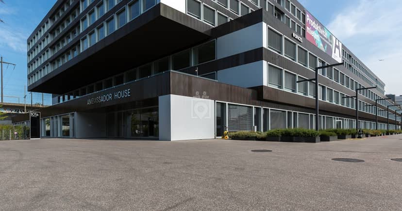 Modern coworking space at Ambassador House for corporate meetings and professional conferences.