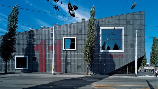 Theater11