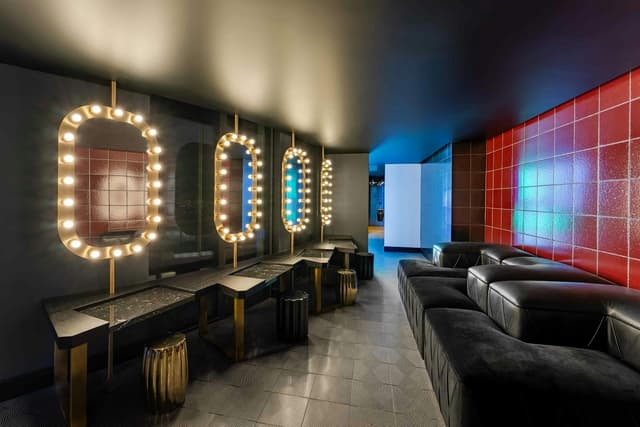 The Penthouse Lounge