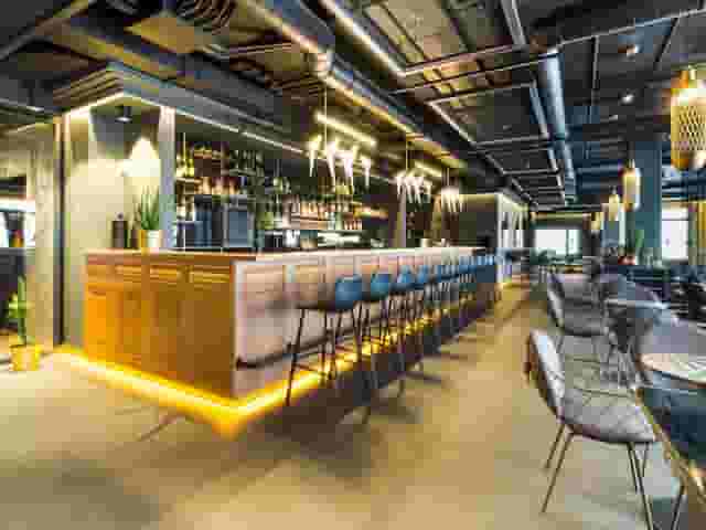 Cocktail Bar