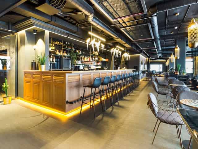 Cocktail Bar
